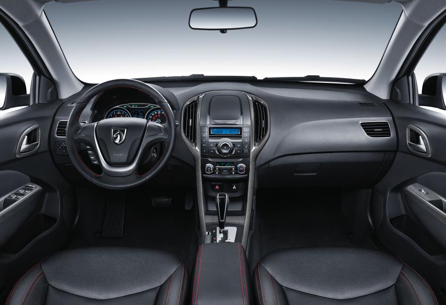 Торпедо Baojun 610 Cross 2014 года  (фото 3 из 7)
